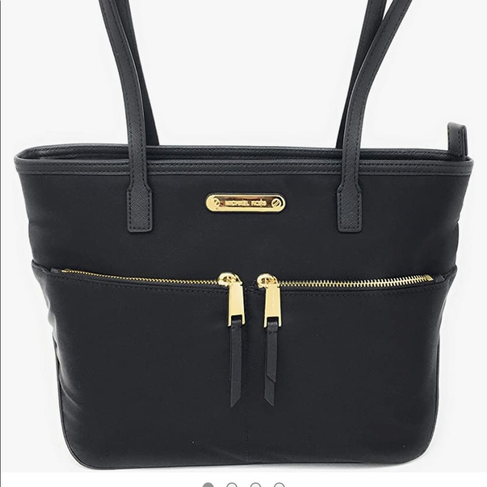 Michael Kors Black handbag EUC